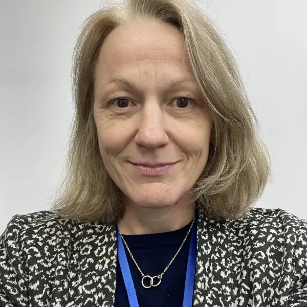 Dr Sian Evans